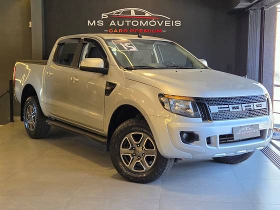 FORD RANGER 3.2 XLS 4X4 CD 20V DIESEL 4P AUTOMÁTICO